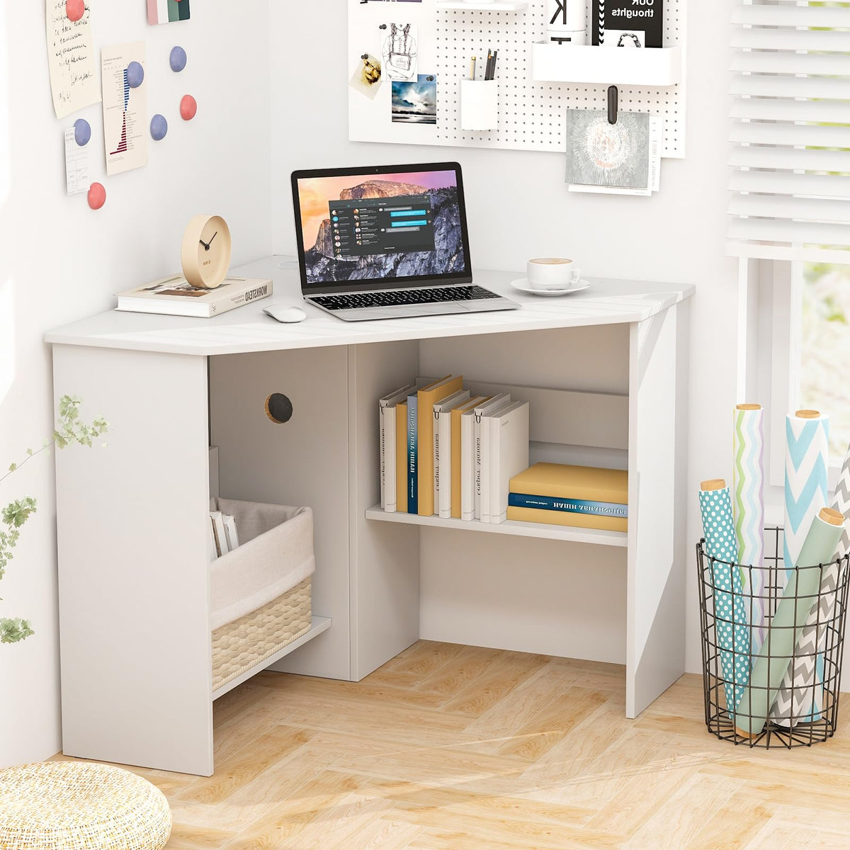 White Compact Corner Desk D722888
