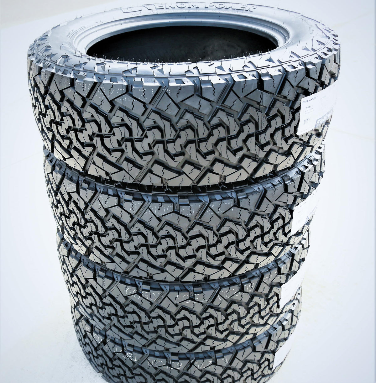 275/60R20 20 inch Tires B450